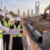 تنفيذ شبكات مياه وصرف صحي في ممر بنية تحتية حضري
